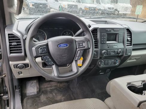 Used 2017 Ford F150 XLT AWD/4WD image 2