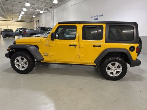 Used 2018 Jeep Wrangler Unlimited Sport S AWD/4WD image 5
