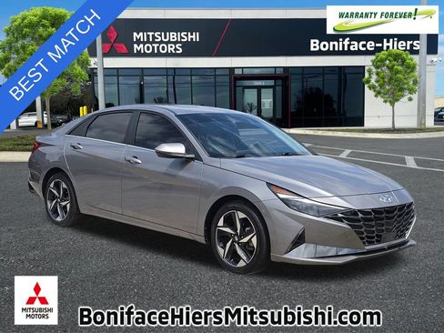 Used 2023 Hyundai Elantra Limited FWD image 1