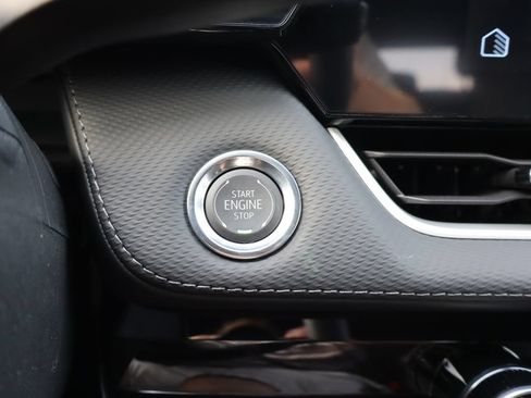 New 2027 Chevrolet Equinox LT FWD image 15