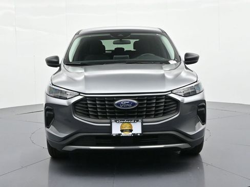 Used 2024 Ford Escape Active w/ Cold Weather Package FWD image 3