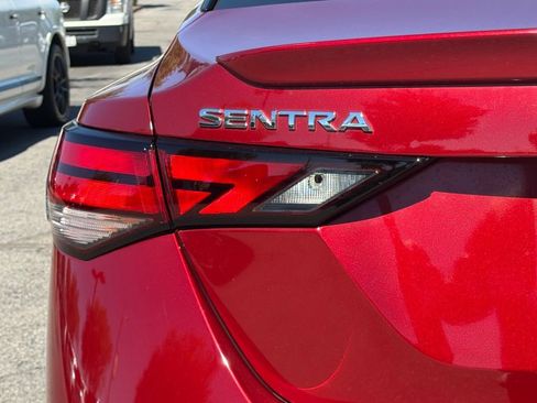 Used 2024 Nissan Sentra SR FWD image 13