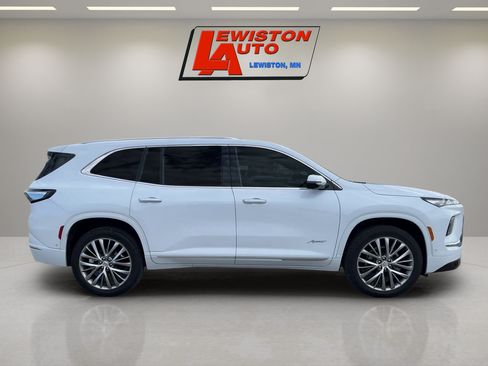 Certified 2026 Buick Enclave Avenir w/ Super Cruise Package AWD/4WD image 6