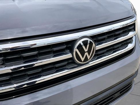 Used 2022 Volkswagen Atlas Cross Sport SEL R-Line w/ Cross Sport MDO Package AWD/4WD image 30