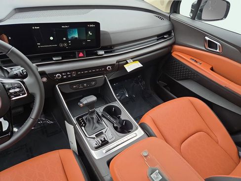 New 2026 Kia Carnival EX image 22