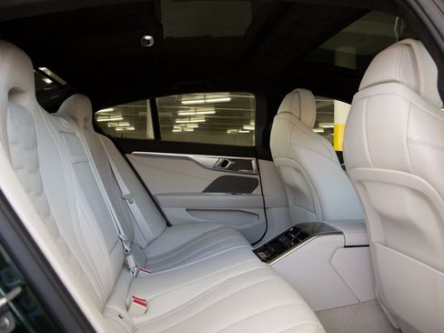 Used 2025 BMW 840i w/ M Sport Professional Package image 28