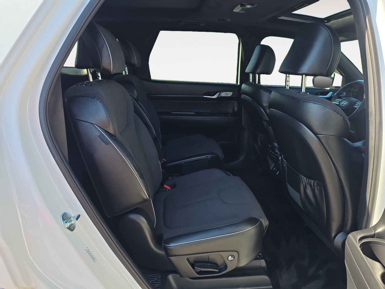 Used 2025 Hyundai Palisade Calligraphy AWD/4WD image 13