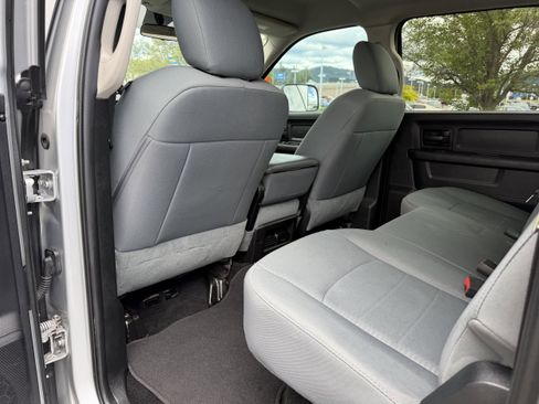 Used 2016 RAM 2500 Tradesman w/ Chrome Appearance Group AWD/4WD image 22