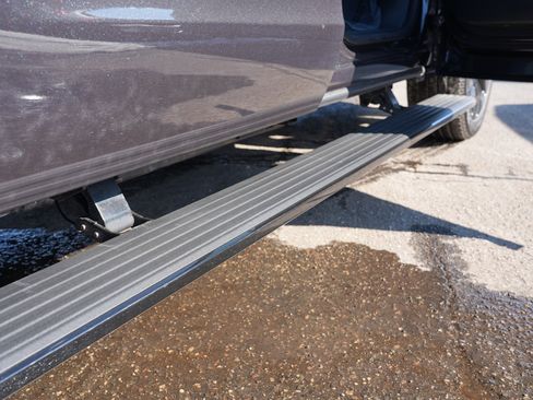 Used 2025 Ford Expedition Max Platinum w/ Stealth Appearance Package image 35