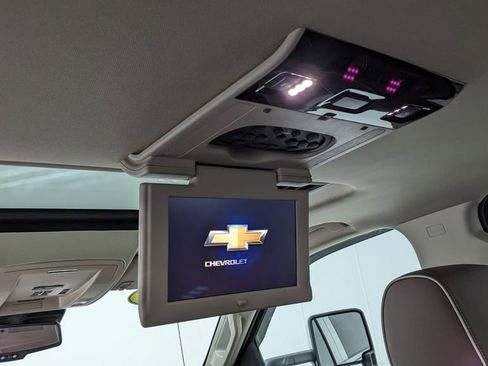 Used 2017 Chevrolet Silverado 3500 High Country image 36