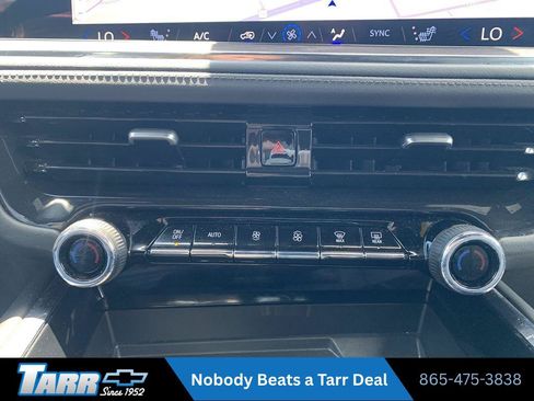 Used 2025 Chevrolet Tahoe LT RWD image 16