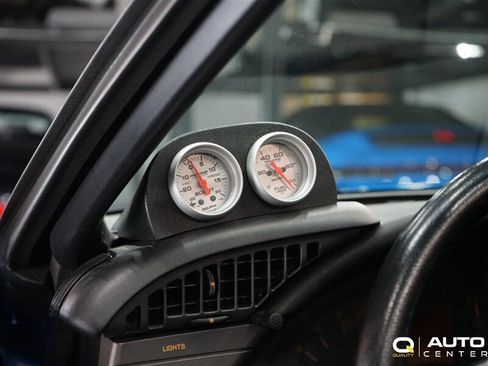 Used 1991 Chevrolet Corvette Convertible RWD image 26