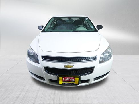 Used 2011 Chevrolet Malibu LS FWD image 2