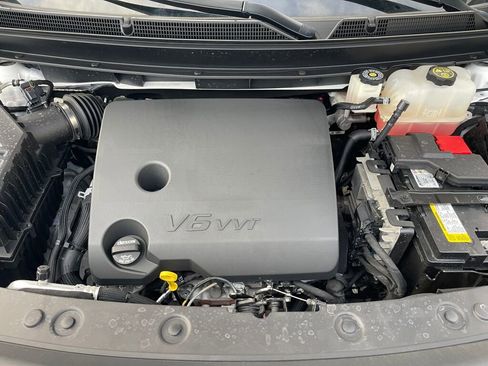 Used 2023 Buick Enclave Premium AWD/4WD image 37