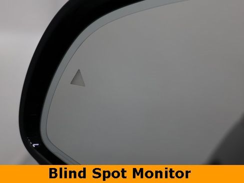 Used 2025 BMW X5 M Competition w/ Executive Package image 29