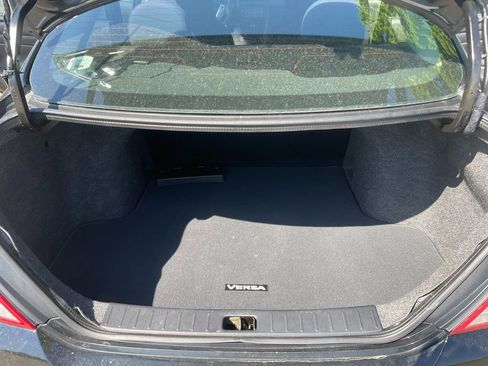 Used 2015 Nissan Versa S Plus FWD image 24