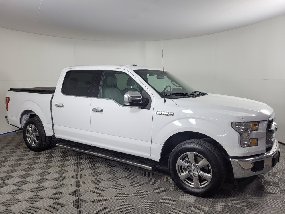 Used 2017 Ford F150 XLT w/ Equipment Group 301A Mid RWD image 11