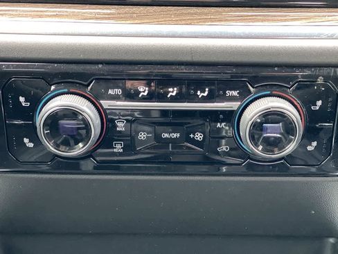 Used 2022 Chevrolet Silverado 1500 RST w/ Convenience Package II image 22