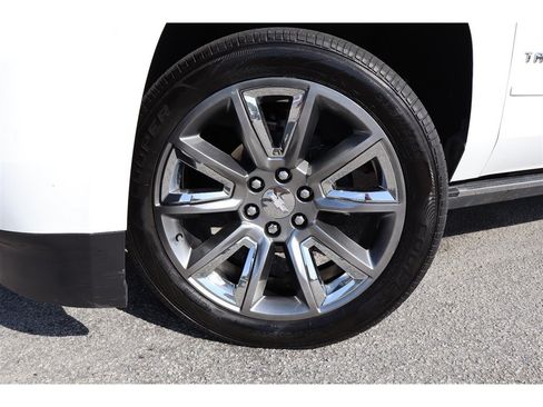 Used 2015 Chevrolet Tahoe LTZ RWD image 14