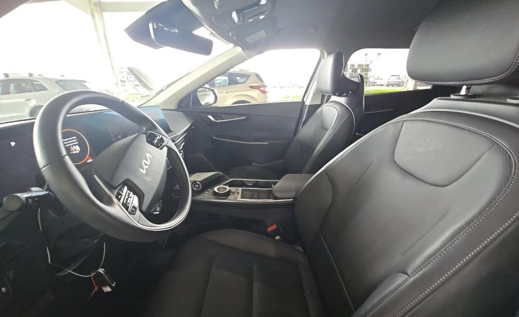 Certified 2023 Kia EV6 Wind w/ Wind Technology Package AWD/4WD image 10