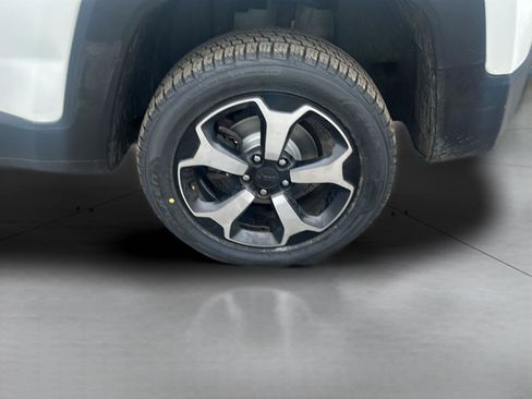 Used 2021 Jeep Renegade Trailhawk w/ Sun & Sound Group image 9