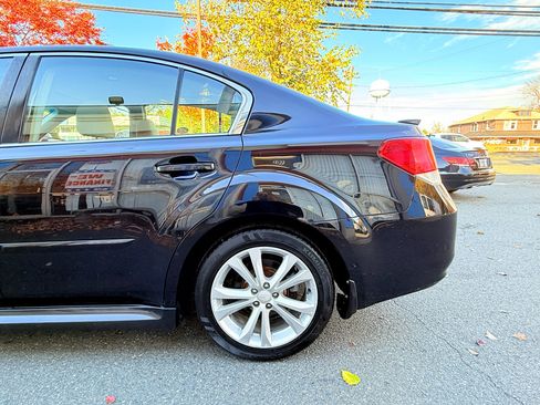 Used 2013 Subaru Legacy 2.5i Premium image 8
