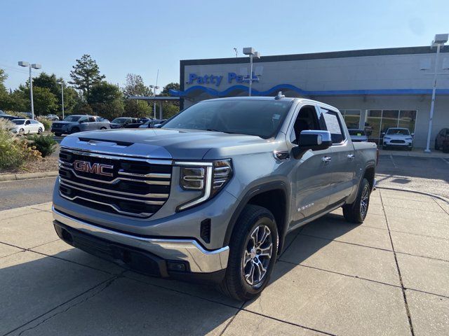 Used 2025 GMC Sierra 1500 SLT AWD/4WD image 4