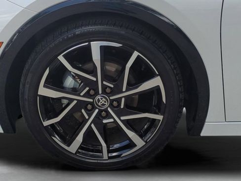 Used 2024 Toyota Prius Prime FWD image 28