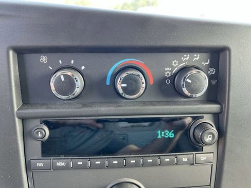 New 2025 GMC Savana 3500 w/ Power Convenience Package image 17