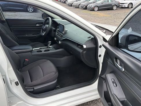 Used 2020 Nissan Altima 2.5 S FWD image 25