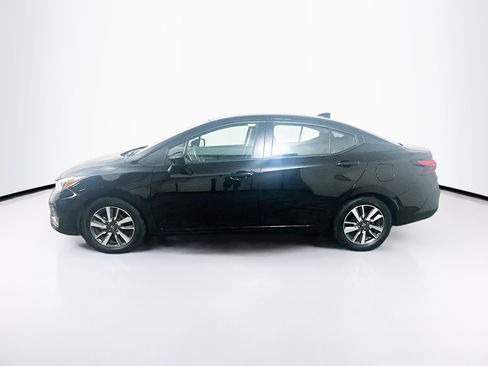 Used 2025 Nissan Versa SV FWD image 4