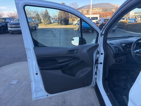 Used 2022 Ford Transit Connect XL w/ CNG/LPG Engine Prep Package image 9