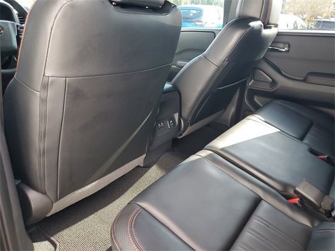 Used 2023 Nissan Frontier PRO-4X w/ Pro-4X Premium Package image 32