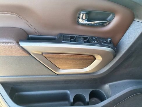 Certified 2021 Nissan Titan Platinum Reserve w/ Moonroof Package AWD/4WD image 16
