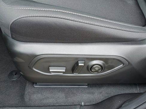 New 2025 Jeep Grand Cherokee L Laredo w/ Luxury Tech Group I image 13