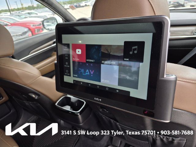 Certified 2022 Kia Telluride SX w/ SX Prestige Package AWD/4WD image 16
