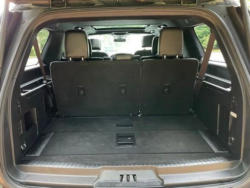 Used 2021 Ford Expedition Max XLT RWD image 16