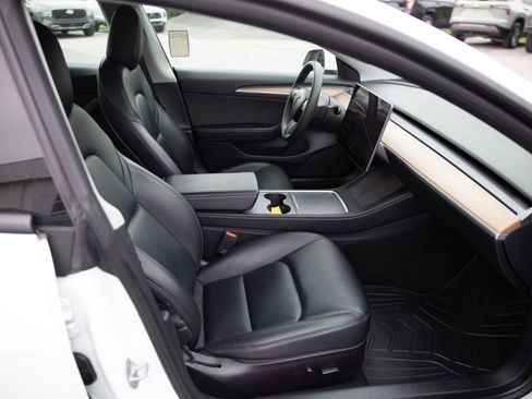 Used 2021 Tesla Model 3 Standard Range Plus image 22