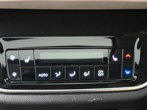 Used 2025 Nissan Armada Platinum Reserve image 22