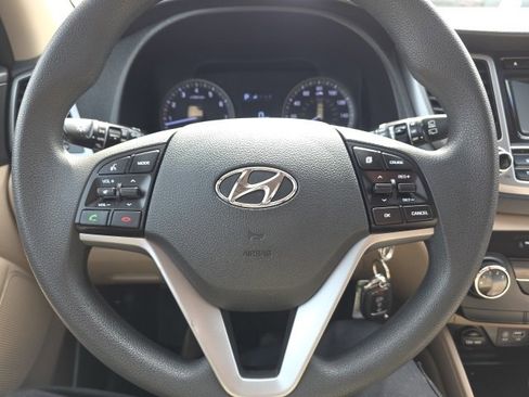 Used 2017 Hyundai Tucson SE image 15