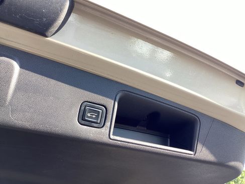 Used 2022 GMC Terrain AT4 w/ Infotainment Package II image 33