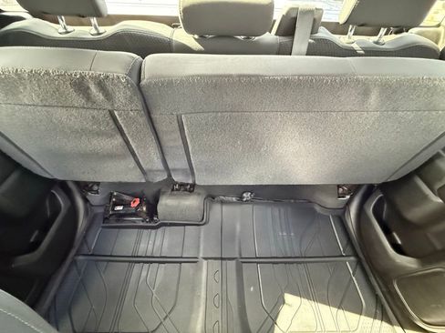 Used 2021 Chevrolet Silverado 1500 Custom w/ Rally Edition image 31