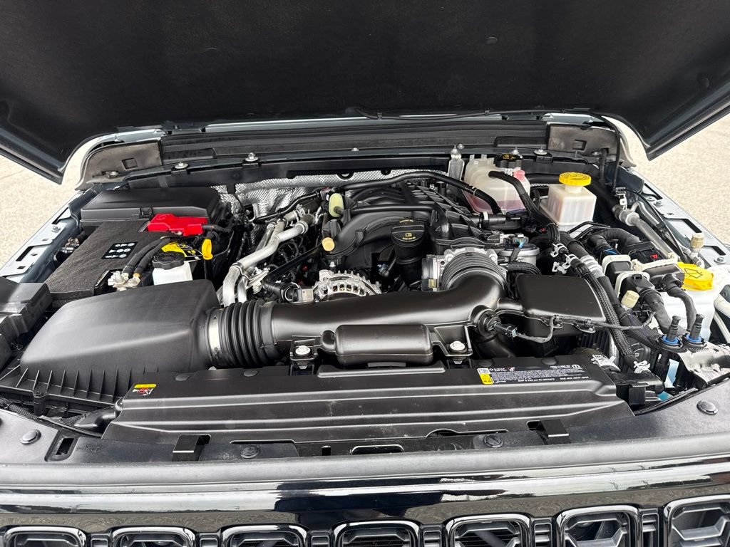 Certified 2025 Jeep Gladiator Sport AWD/4WD image 28