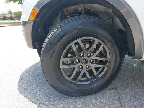 Used 2022 Ford Ranger XLT w/ Tremor Off-Road Package AWD/4WD image 32