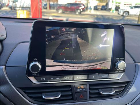 Certified 2023 Nissan Altima 2.5 SR image 32