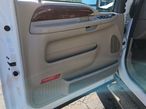 Used 2004 Ford F250 King Ranch image 22