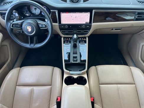 Used 2023 Porsche Macan S AWD/4WD image 6