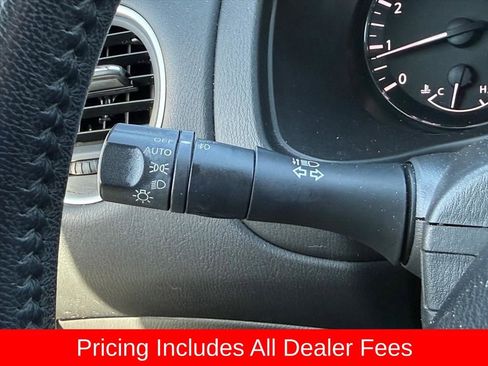 Used 2014 Nissan Pathfinder Platinum w/ Platinum Premium Package AWD/4WD image 23