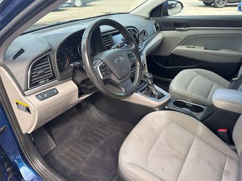 Used 2017 Hyundai Elantra SE w/ SE A/T Tech Package 03 image 19