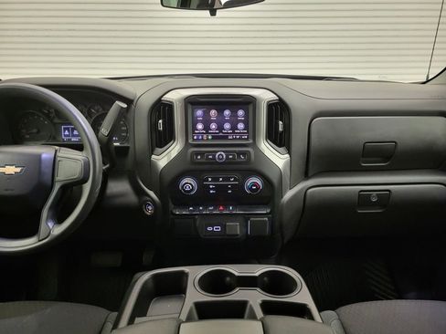 Used 2024 Chevrolet Silverado 1500 Custom image 43